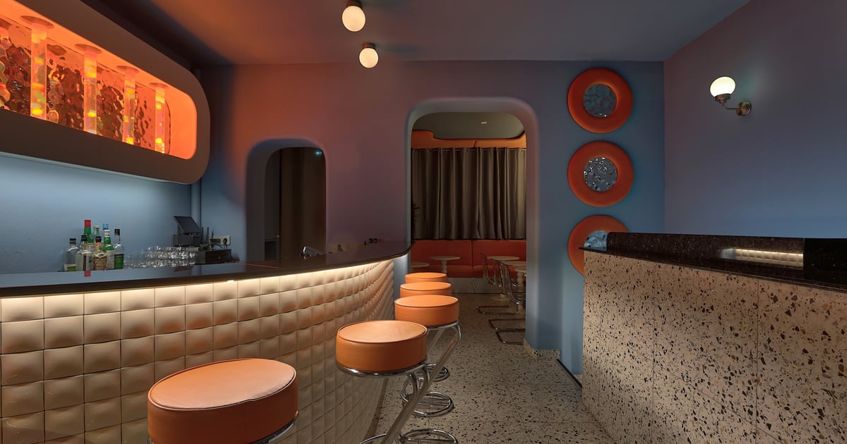 Candid : Le cocktail bar rétrofuturiste du 18e à Paris