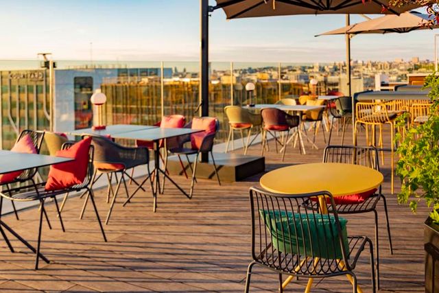 LAHO : Plus qu’un rooftop, une claque visuelle en plein Paris