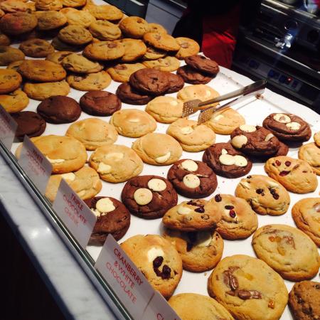 Ben’s Cookies débarque à Paris : Plus qu’un cookie, un phénomène culturel