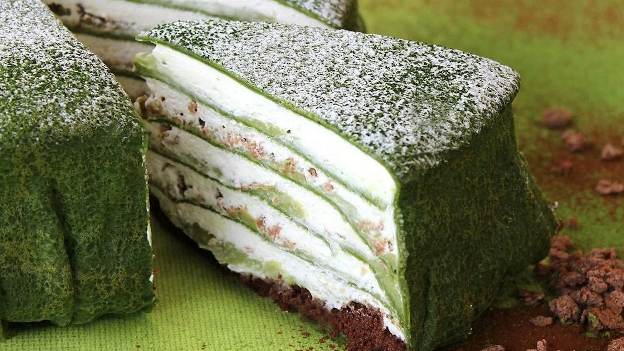 Matcha mania : l’invasion vert poudré dans les pâtisseries de Paris