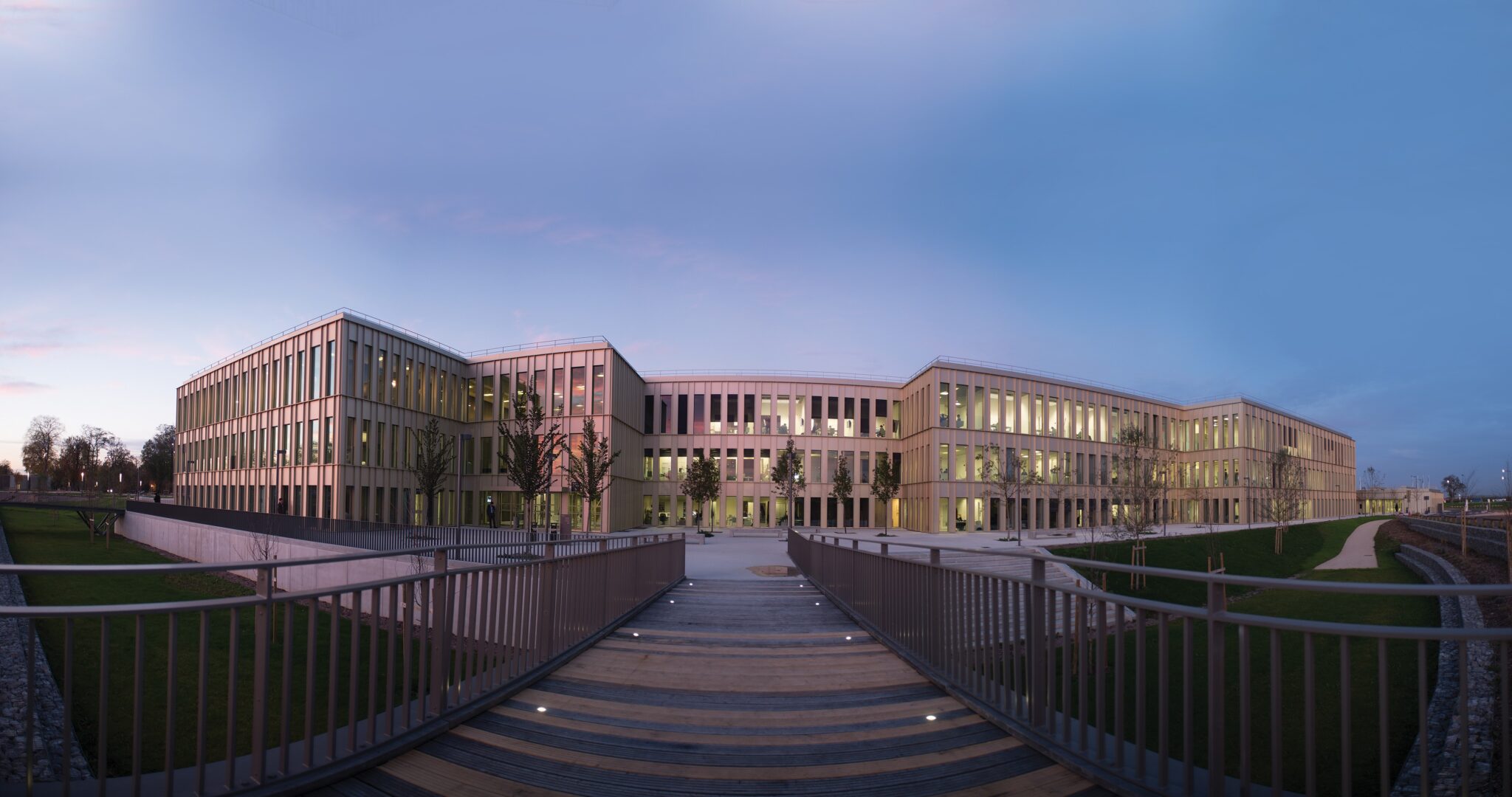 Plongez dans l’excellence artisanale : le nouveau programme d’été du campus Versailles et HEC Paris