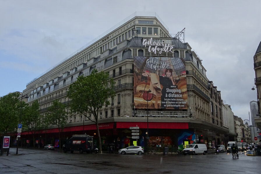 Soldes d’été 2024 à Paris : Faites chauffer la carte bleue !