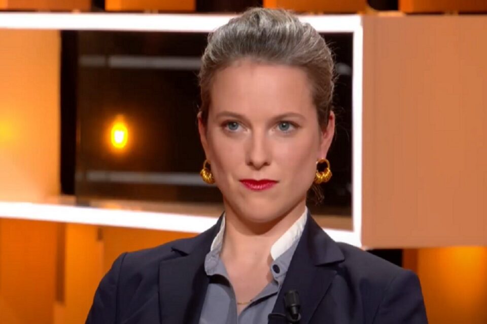 Lucie Castets et la Bataille pour Matignon : Le Nouveau Front Populaire à l’Assaut