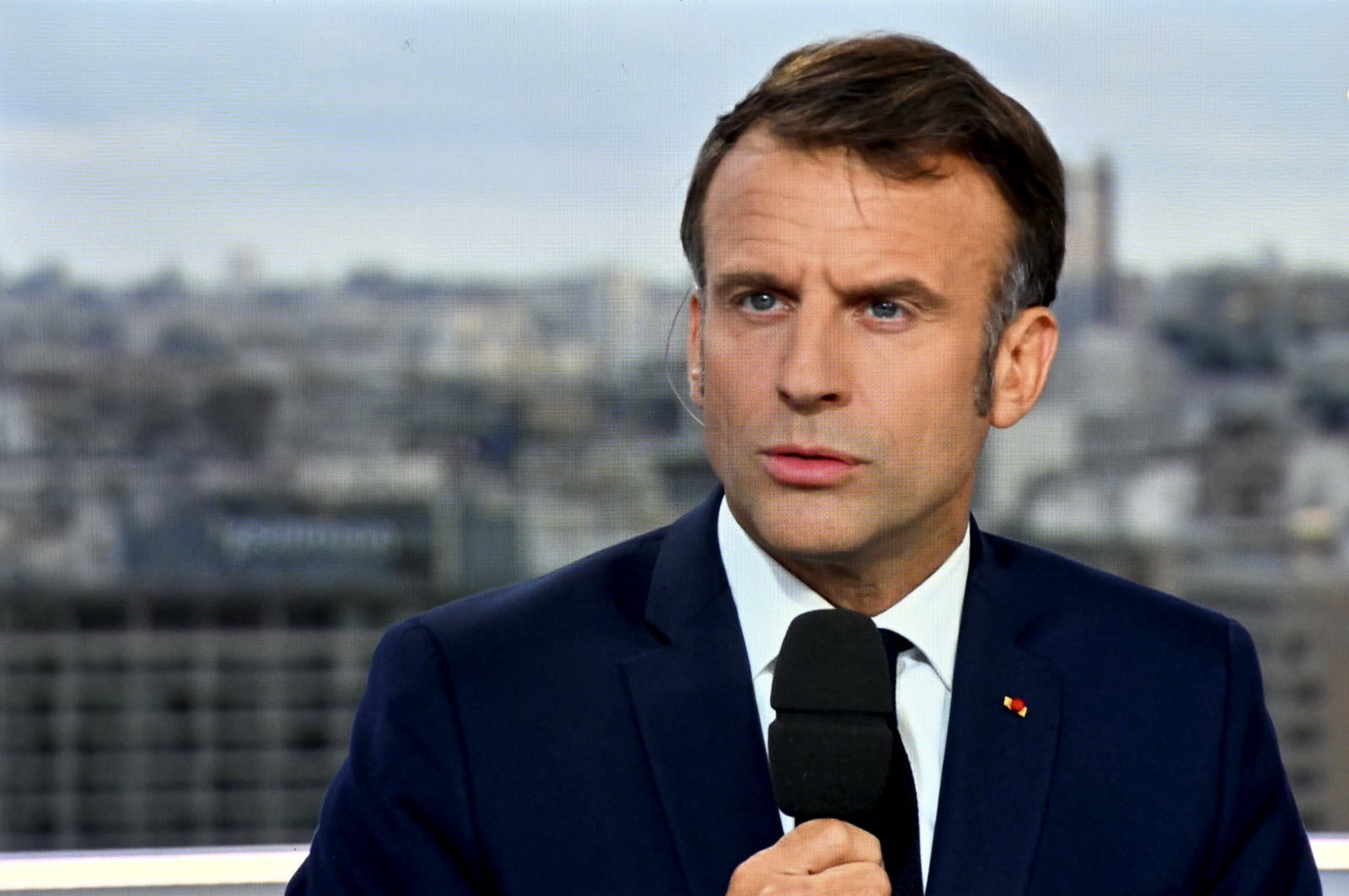 Emmanuel Macron Reconnaît l’Échec de la Majorité : Un Tournant Politique