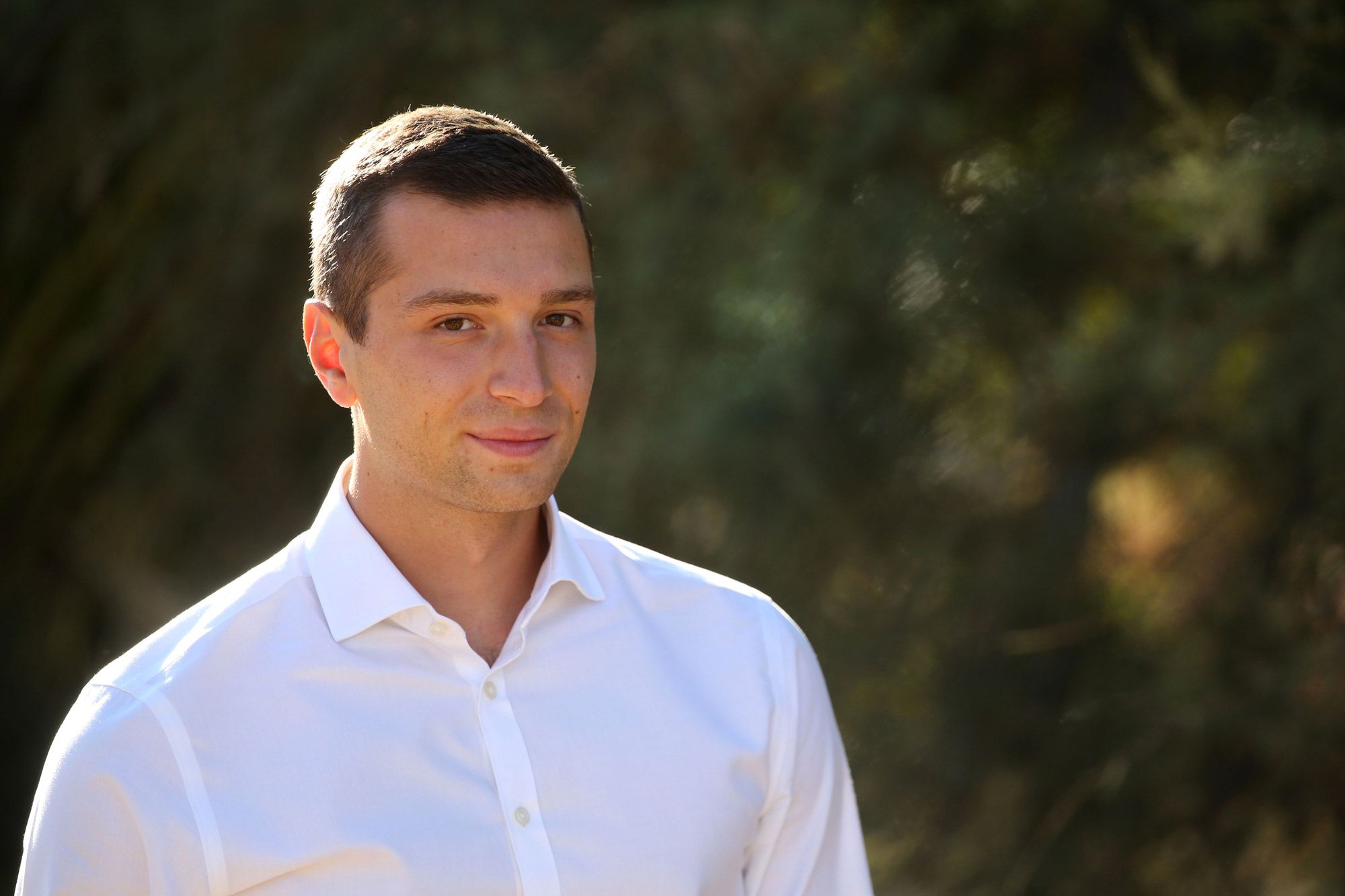 Jordan Bardella : homo ou hétéro, l’art de l’esquive politique