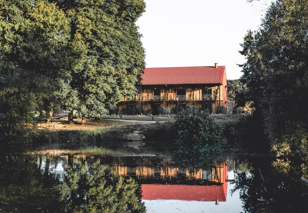 Le Barn Hotel : Escapade Nature à 45 Minutes de Paris