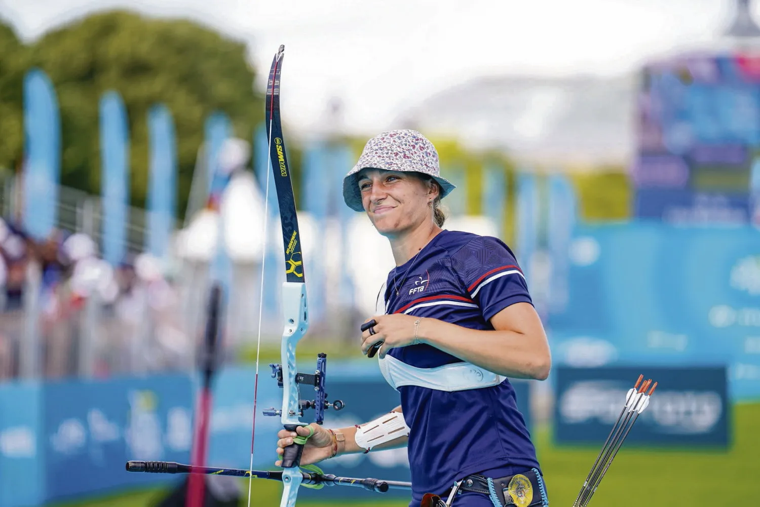JO Paris 2024 : Lisa Barbelin en Tir à l’Arc, Rugby et Foot Féminin au Programme