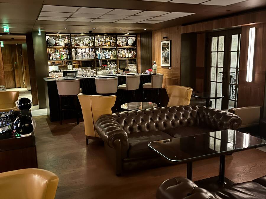 Le speakeasy d’Aristide : Où Paris retrouve son âme rebelle