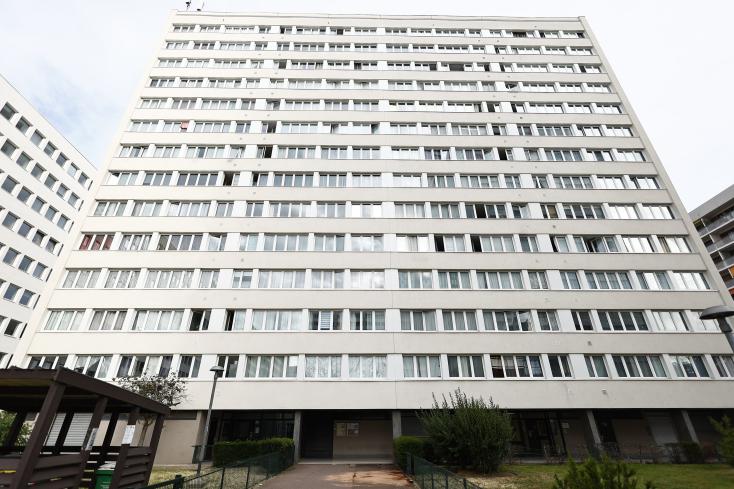 La tragédie parisienne : Quand les fenêtres s’ouvrent sur l’horreur