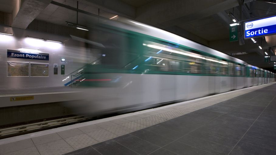 Quand le métro parisien se transforme en piège mortel