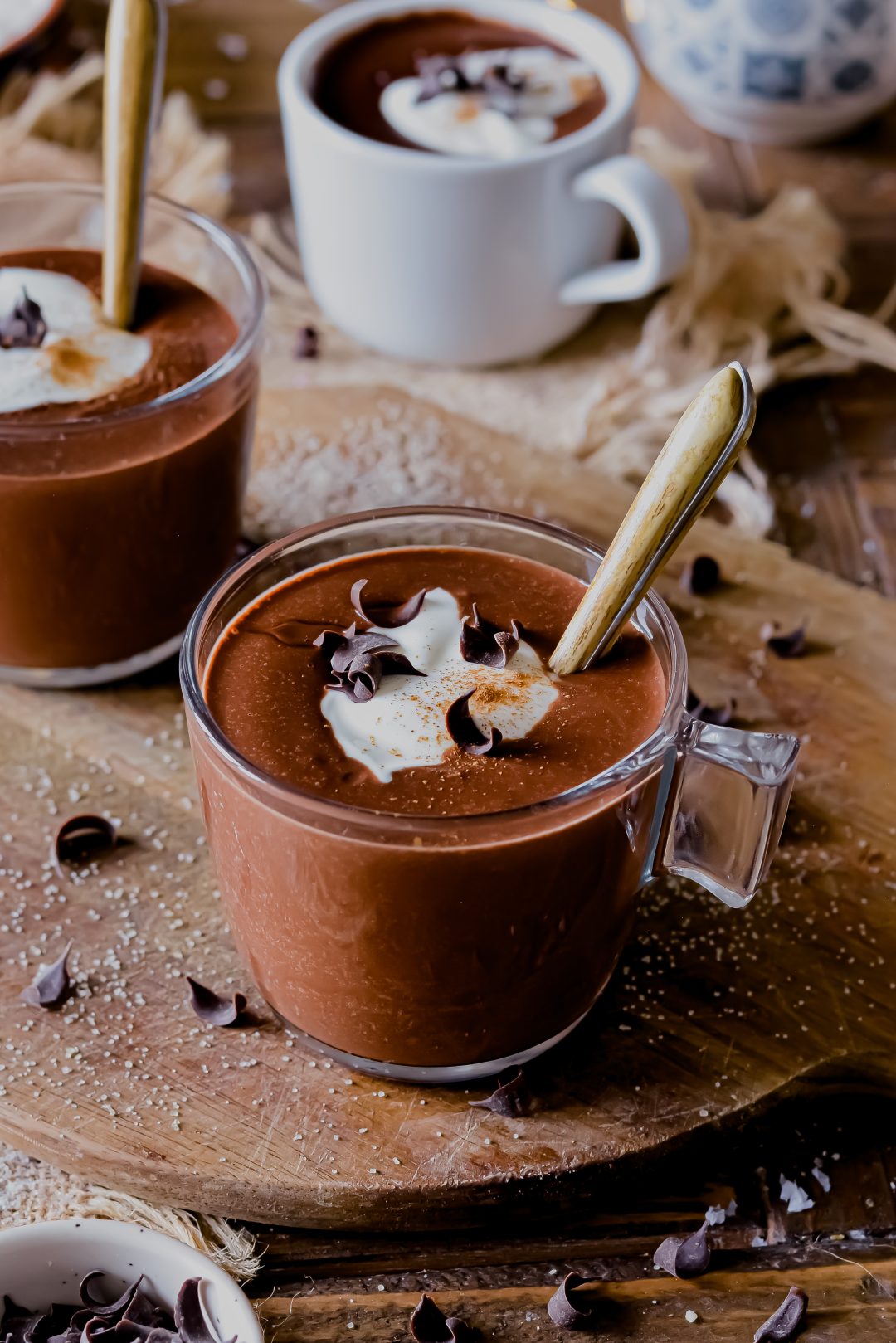 Les 5 meilleurs chocolats chauds à boire à Paris : une quête de réconfort liquide