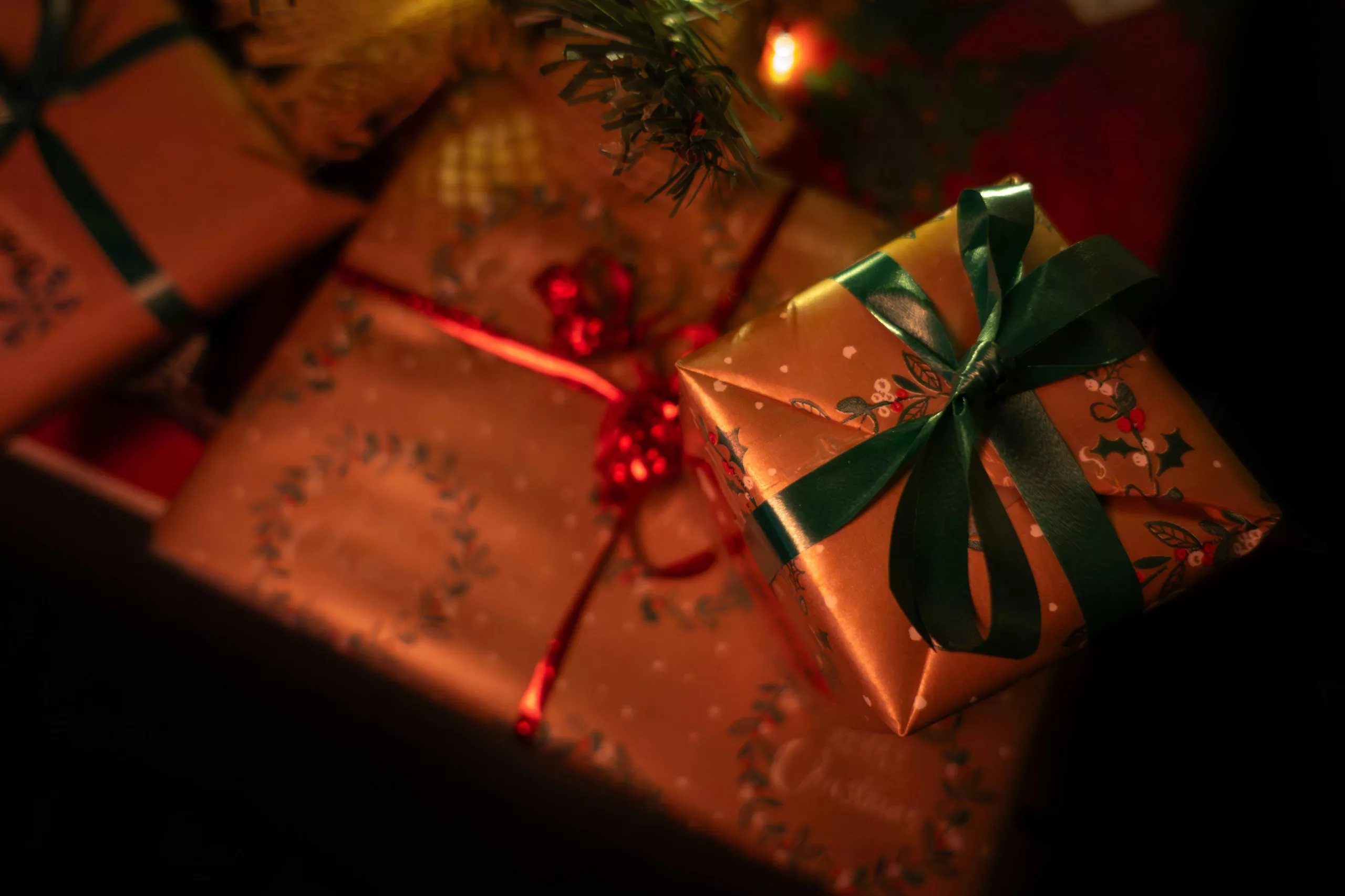 Cadeaux revendus, plaisirs retrouvés : où faire du cash avec vos cadeaux à Paris