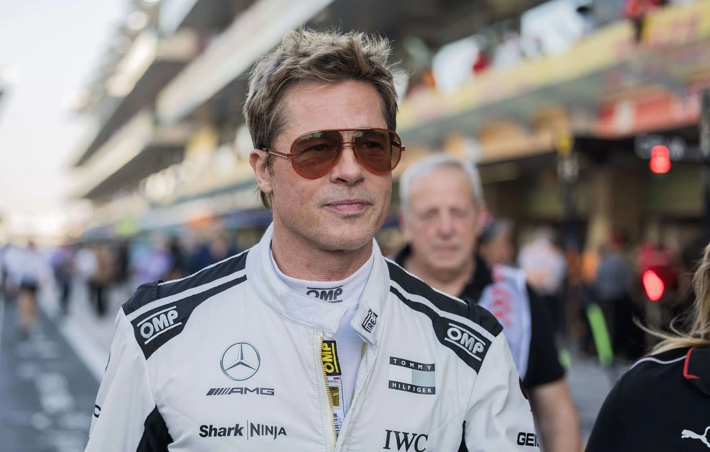 Brad Pitt, les brouteurs et la face sombre des arnaques numériques