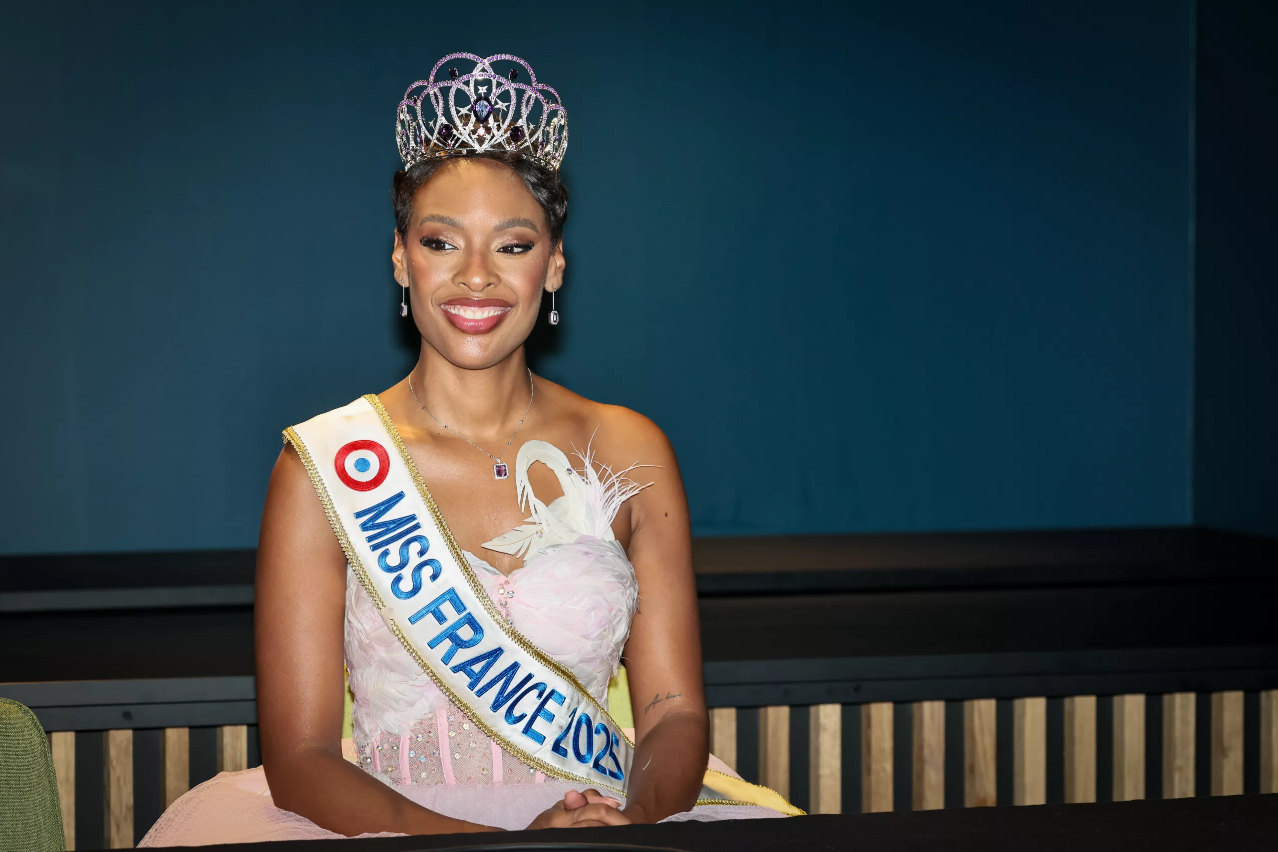 Le fabuleux retour d’Angélique, Miss France survoltée 2025