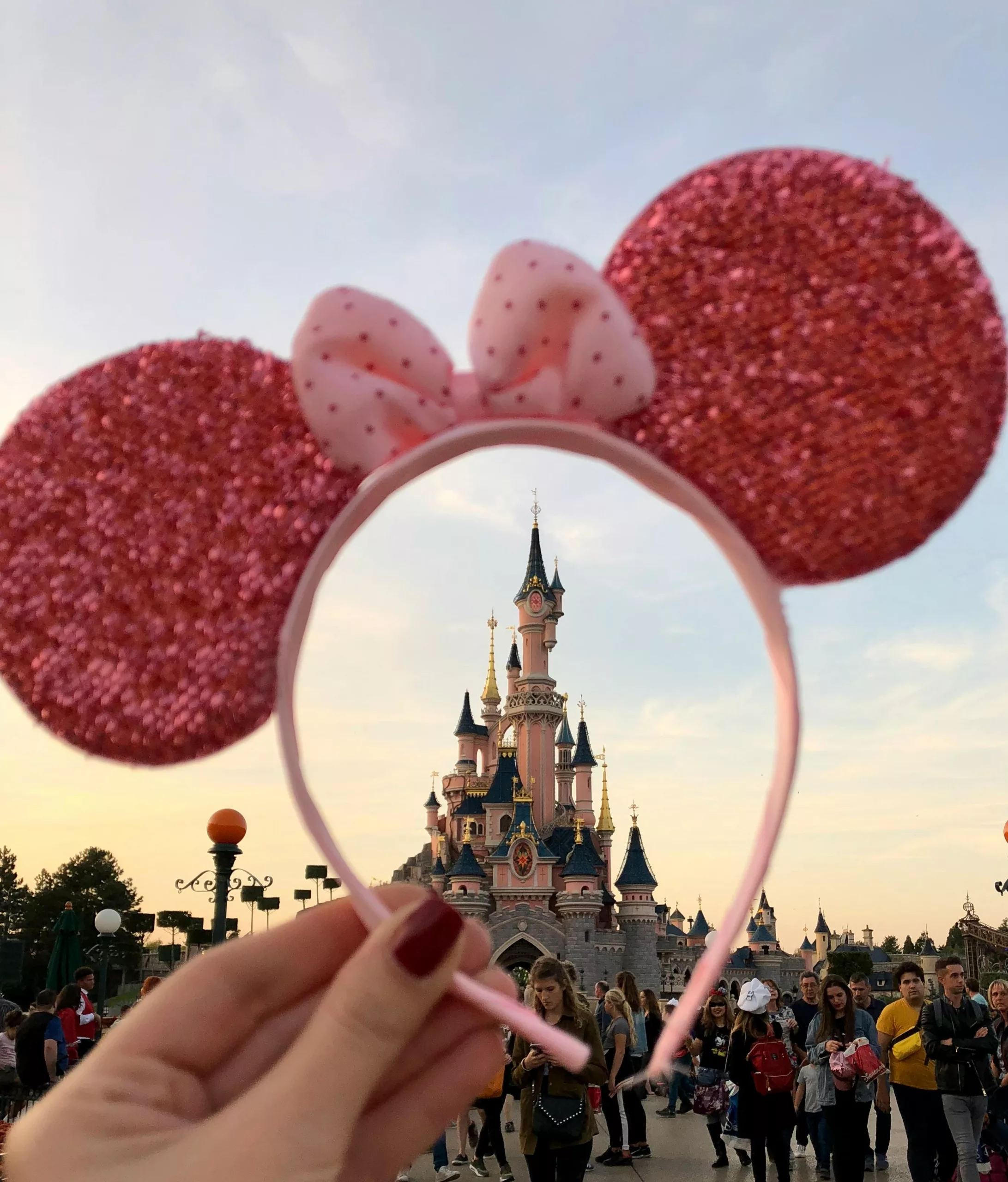 Shopping magique à Disneyland Paris : l’expérience ultime pour se faire plaisir