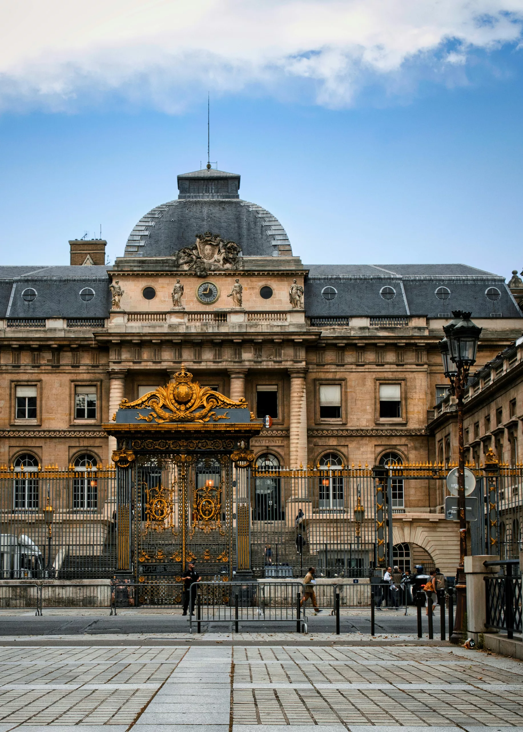 Paris, métamorphose d’un temple de la coiffure en oasis urbaine