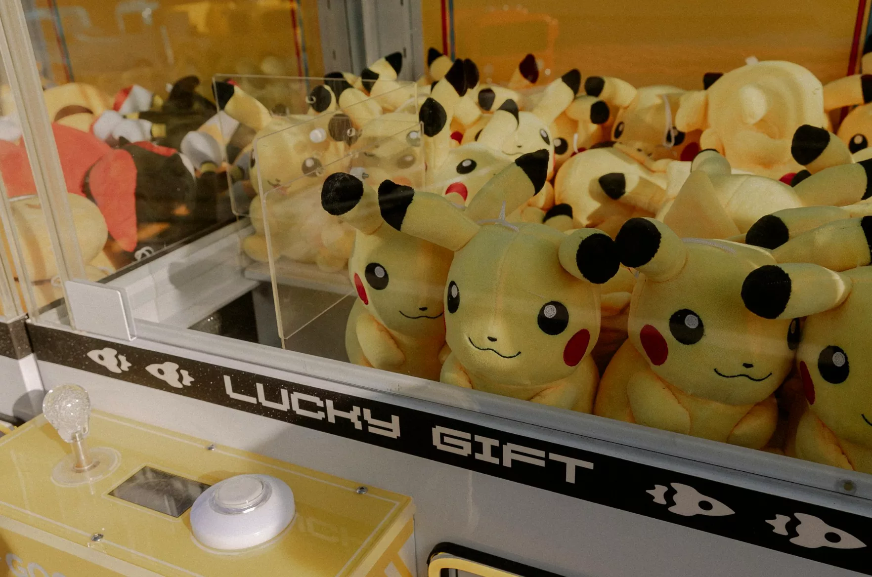 Les pop-up qui vont électriser Paris : Lancôme et Pokémon