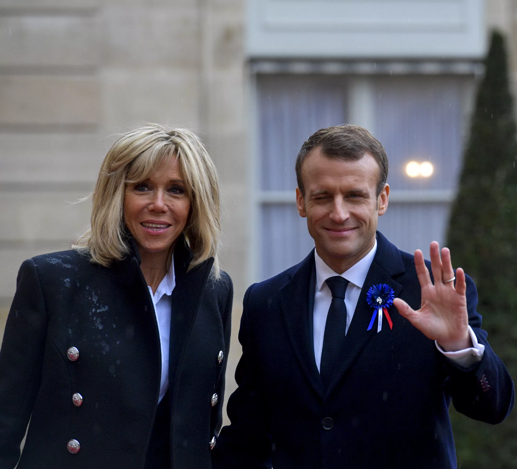 Fashion Week Paris : Brigitte Macron et le cuir audacieux