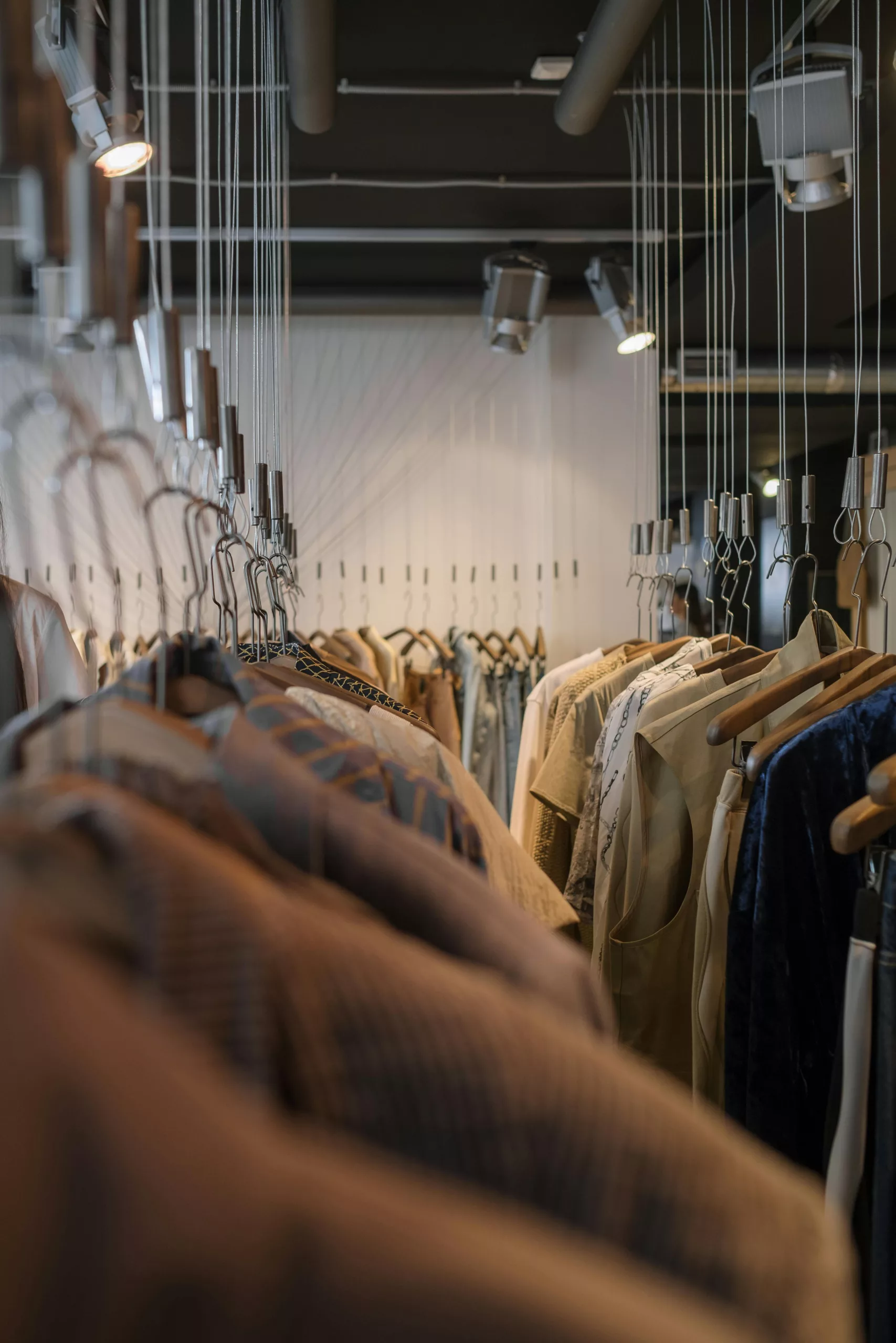 Concept stores audacieux à Paris : mode et expériences réinventées