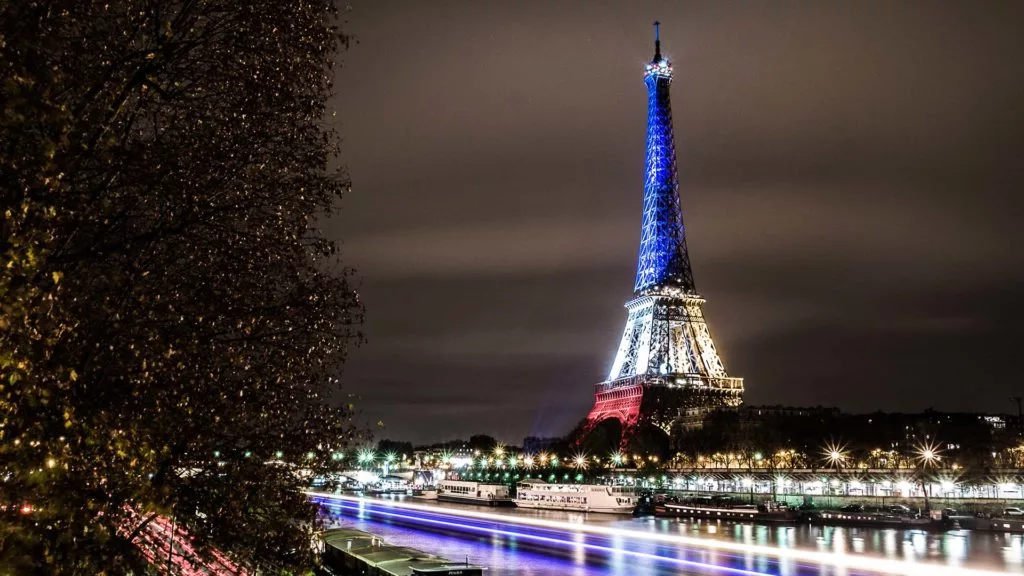 La stratégie à la française : quand modernité et fusion se télescopent