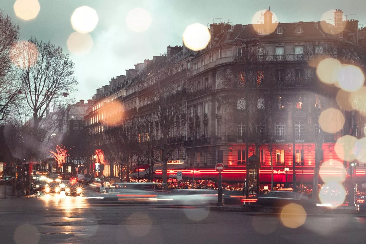 Paris By Night : Enquillez Concerts, Cabarets et Folies!