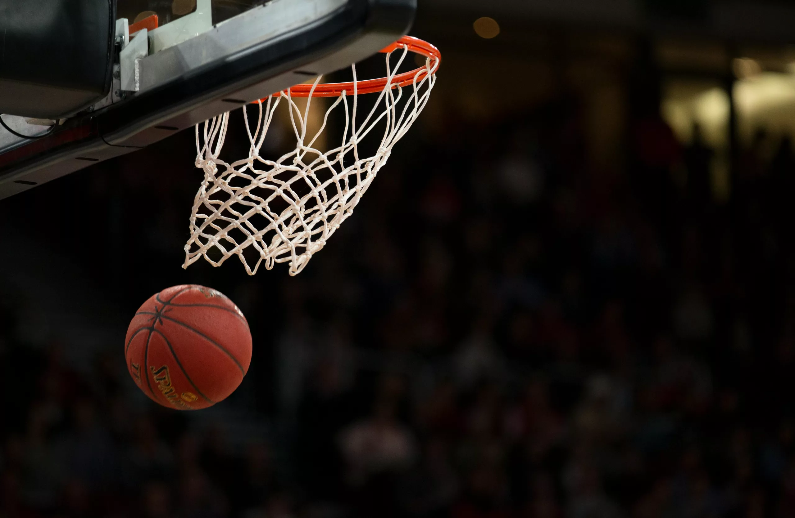 Paris Basketball vacille, Fener dicte brutalement sa loi