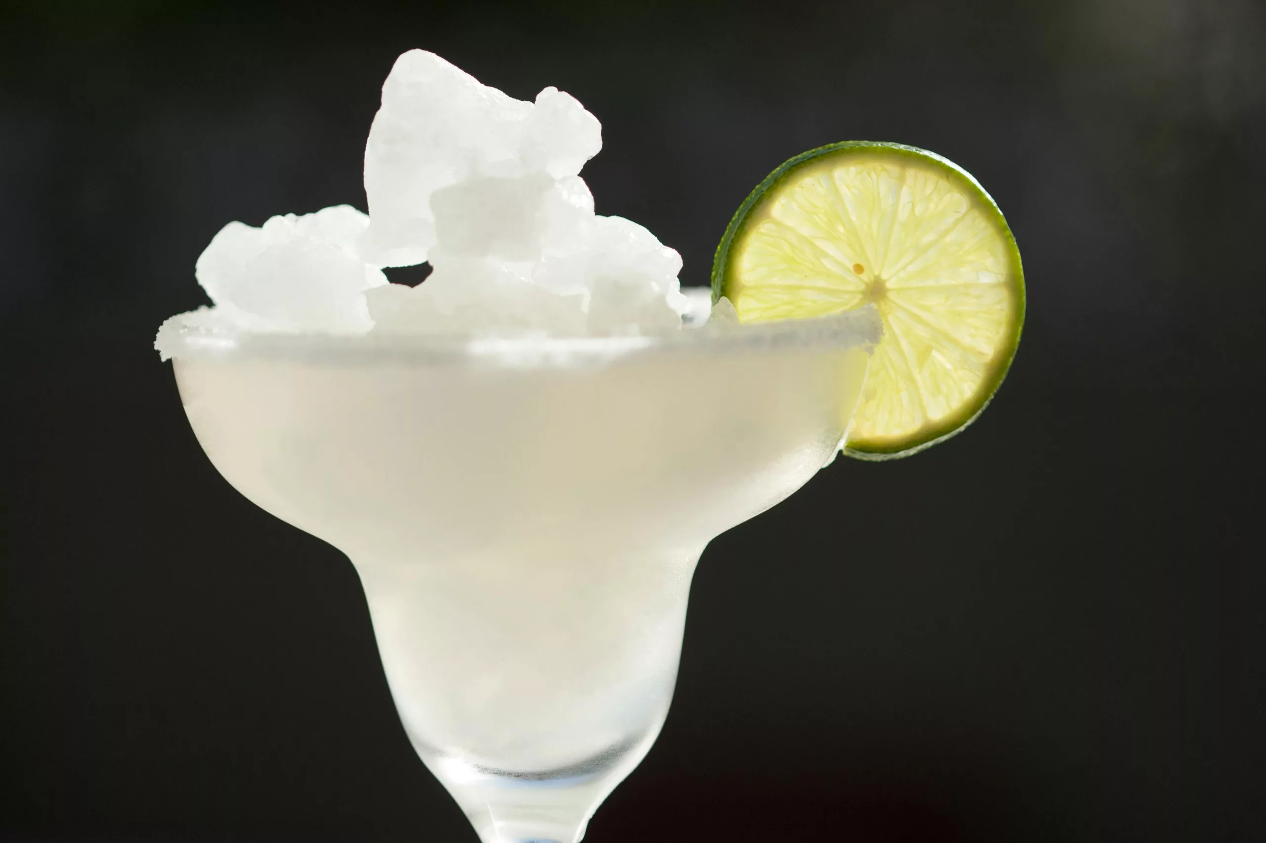 Paris révolutionne ses bars avec cocktails zéro déchet chics