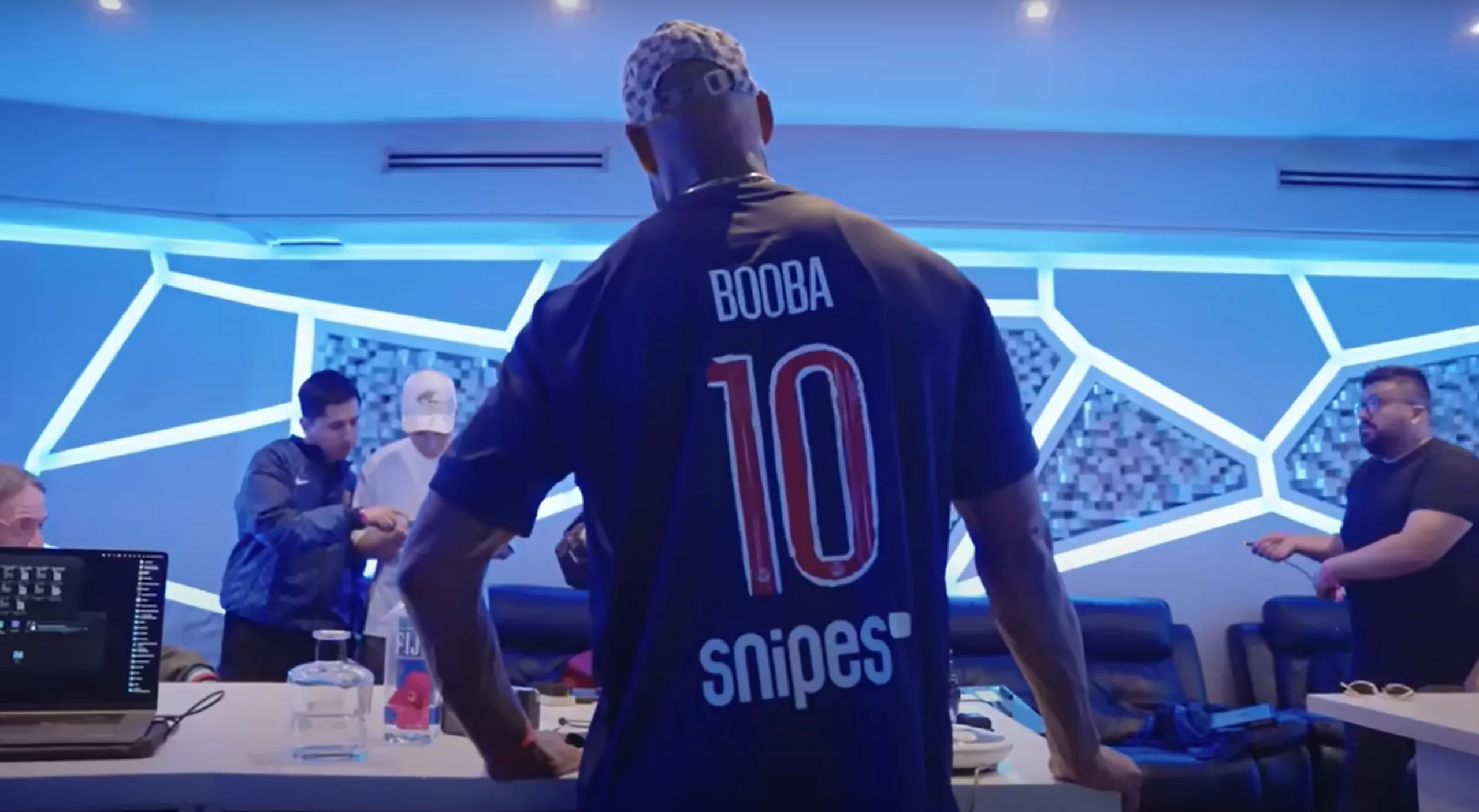 Booba électrise Paris après le sacre historique du PSG